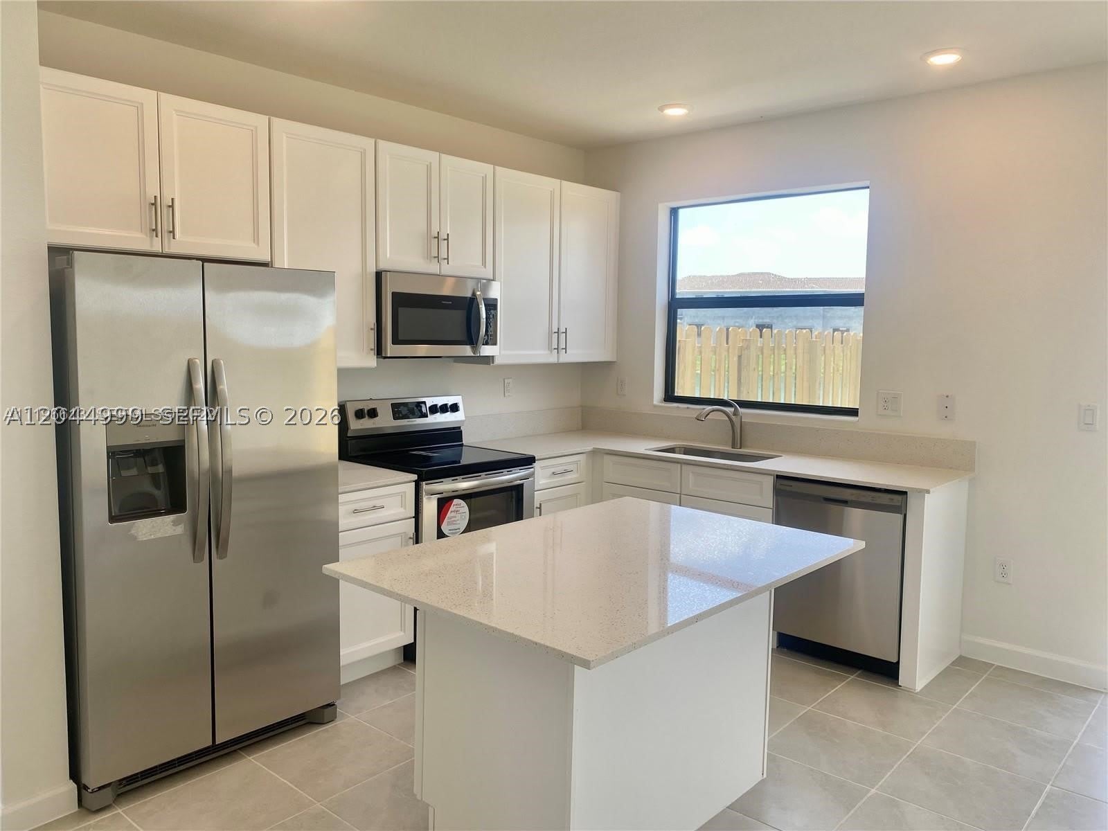 10004 SW 228th Ter – photo 2