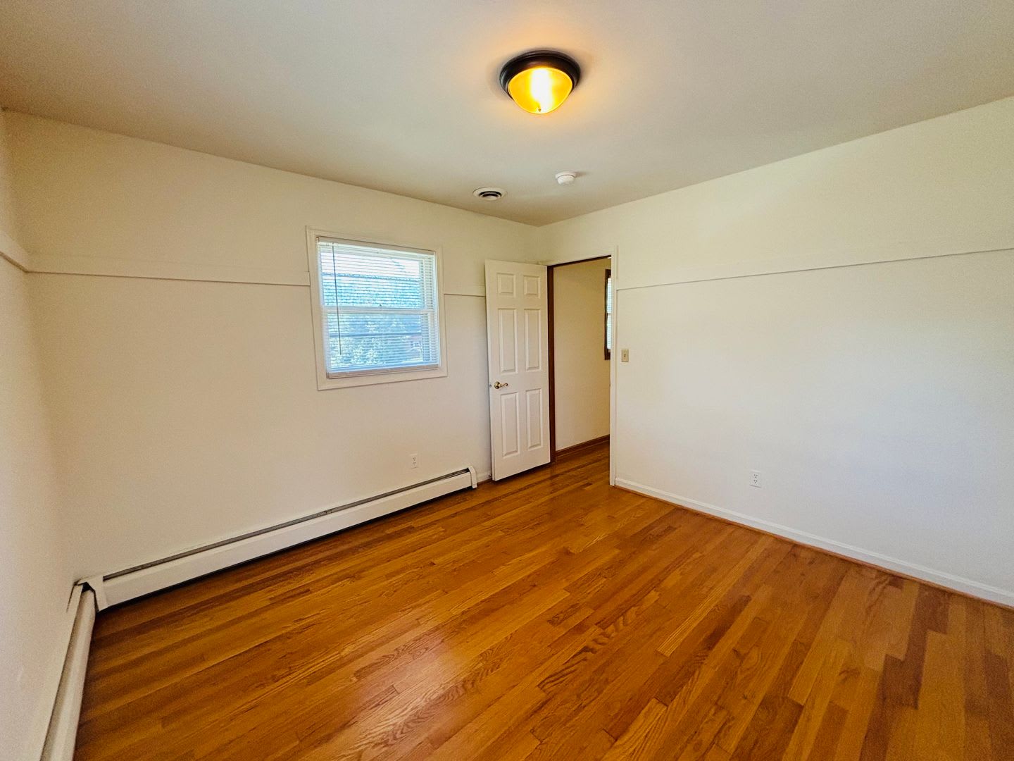 4 Bedroom 2 5 Bath House 1 Car Garage – photo 2