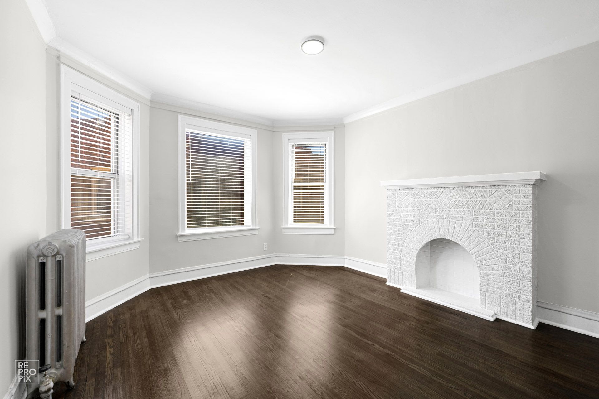 7706 S Coles Avenue – photo 2