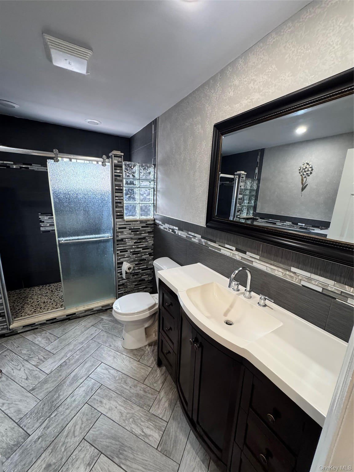 113 W Hudson Street – photo 3