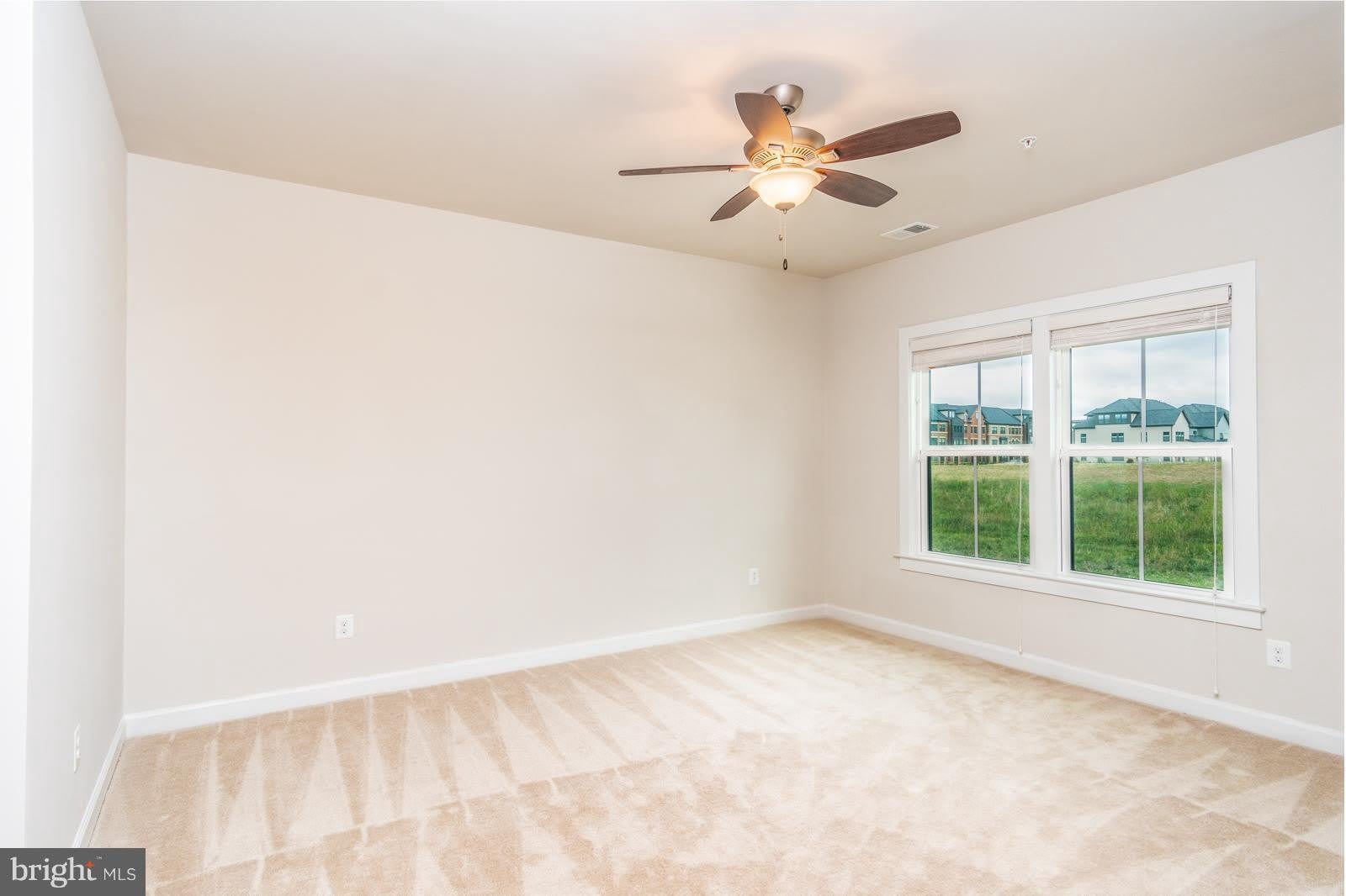43375 WHITEHEAD Terrace – photo 4