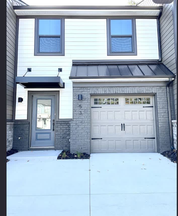 53 Connaught Court – photo 1