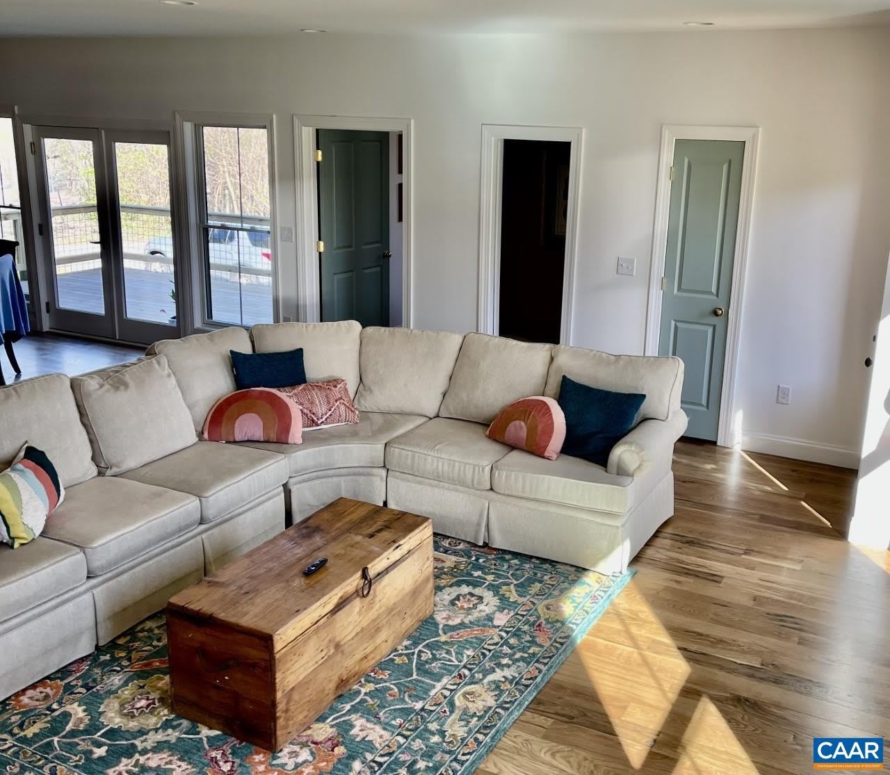 5606 SAINT GEORGE AVE – photo 4