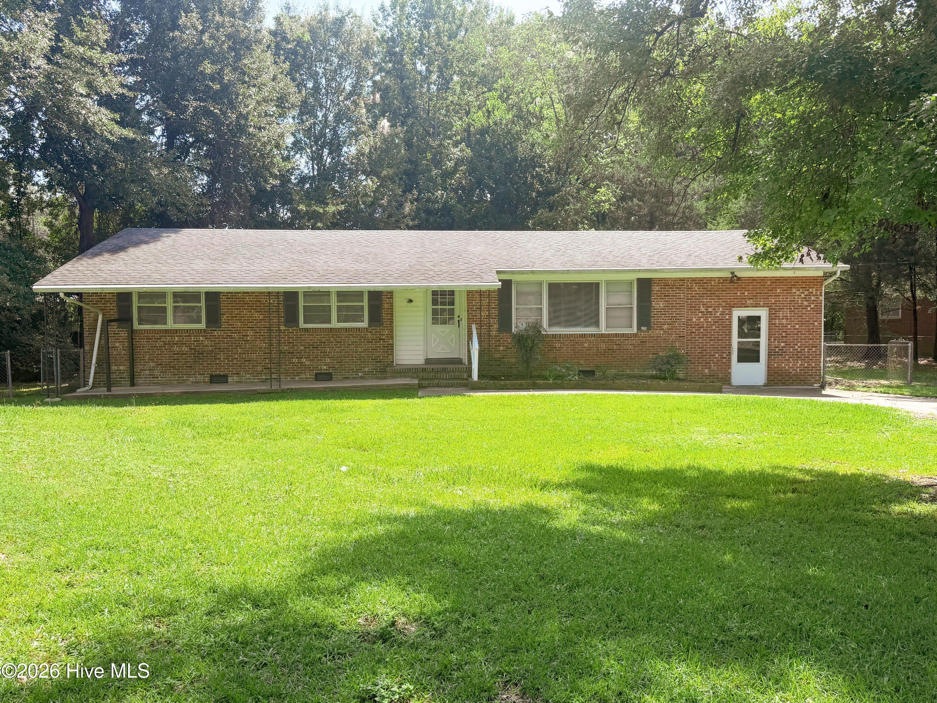 225 Diane Court – photo 1