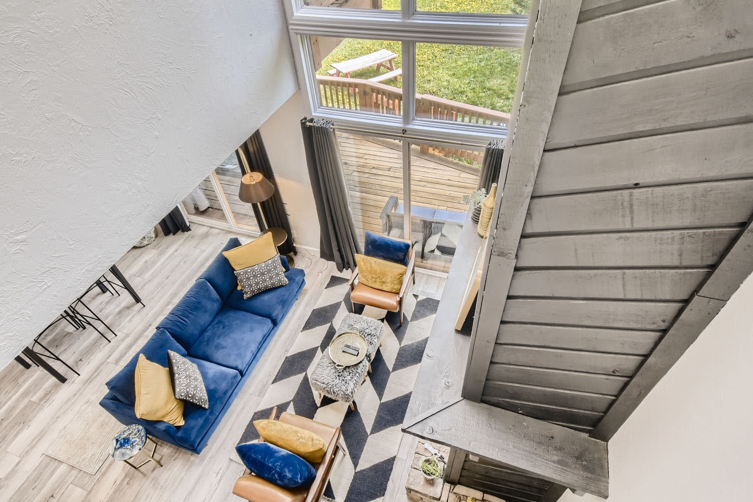 101 Hawn Dr – photo 1