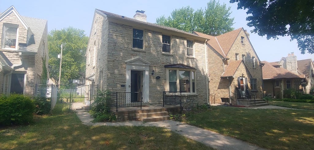 3219 North 49Th Street – photo 1