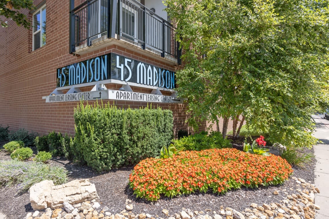 45 Madison – photo 1
