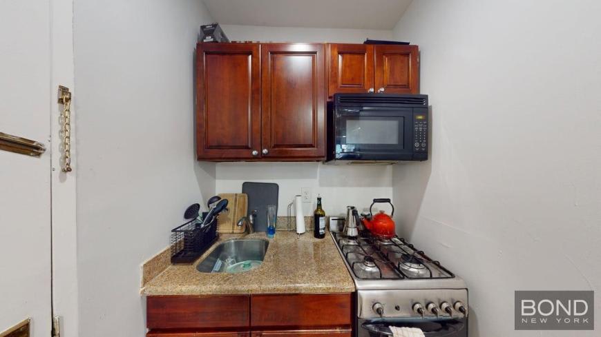 167 East 33rd Street – photo 5