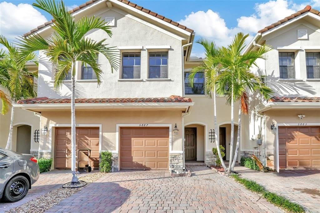 5887 NW 56th Place – photo 2