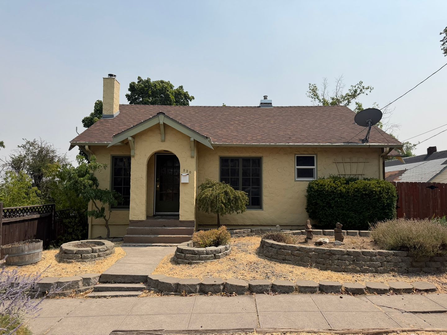 2 Bedroom 1 Bathroom Home – photo 1