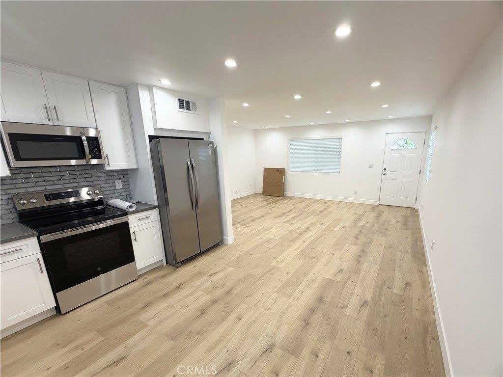 6709 Denny Ave – photo 5