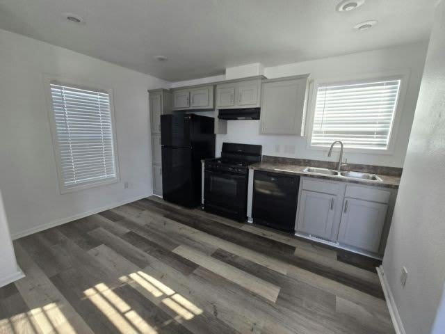 2537 N Las Vegas Blvd – photo 3
