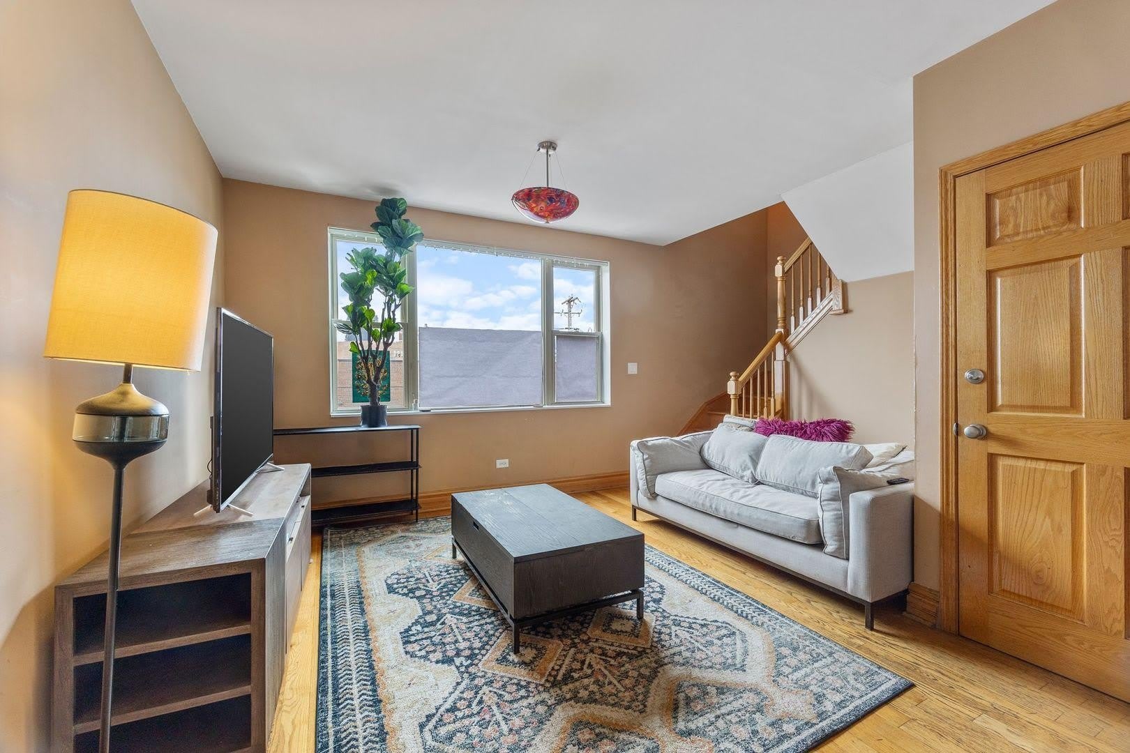 1638 W Blackhawk Street – photo 2