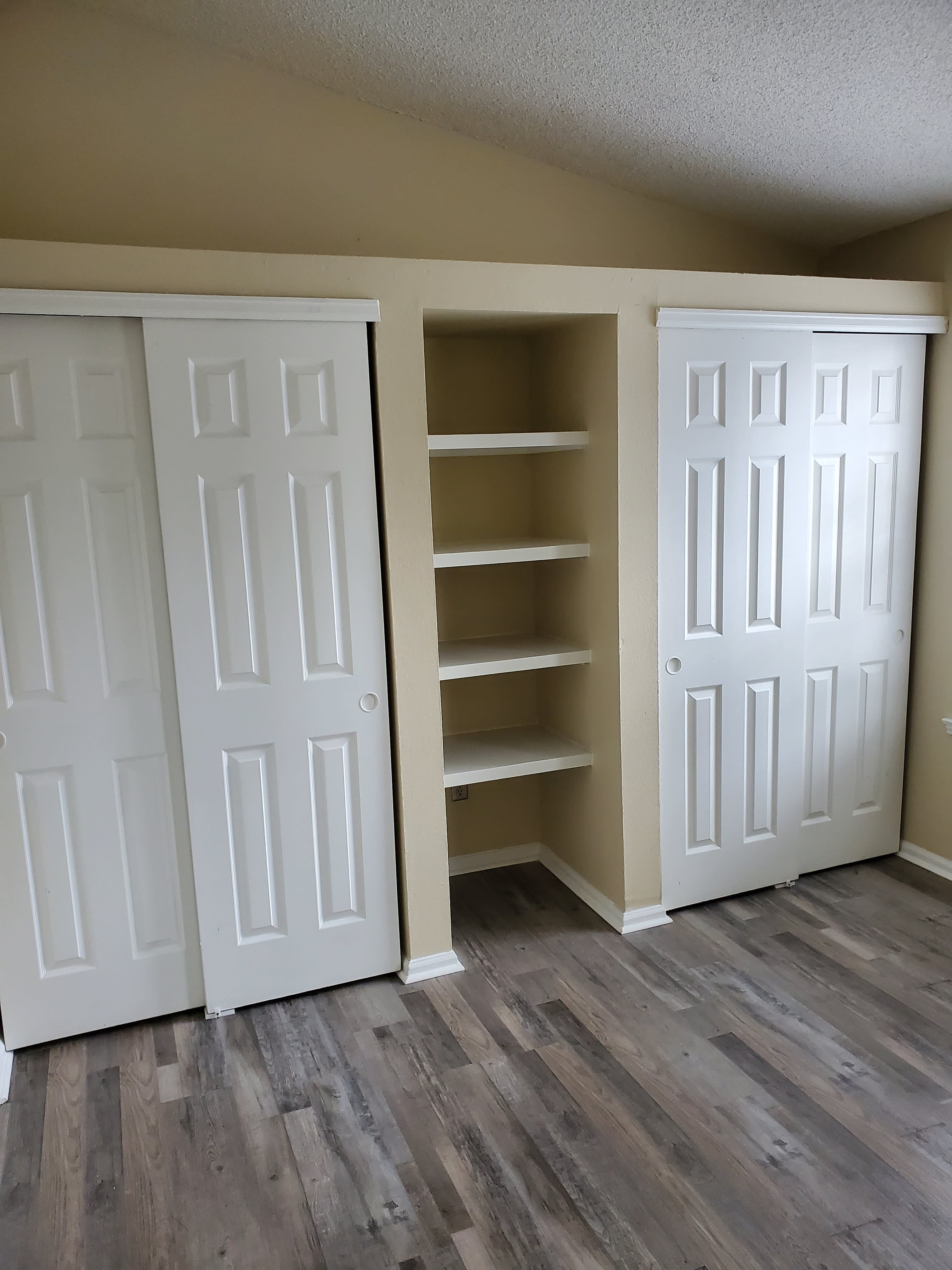 433 South Kittredge Street – photo 5