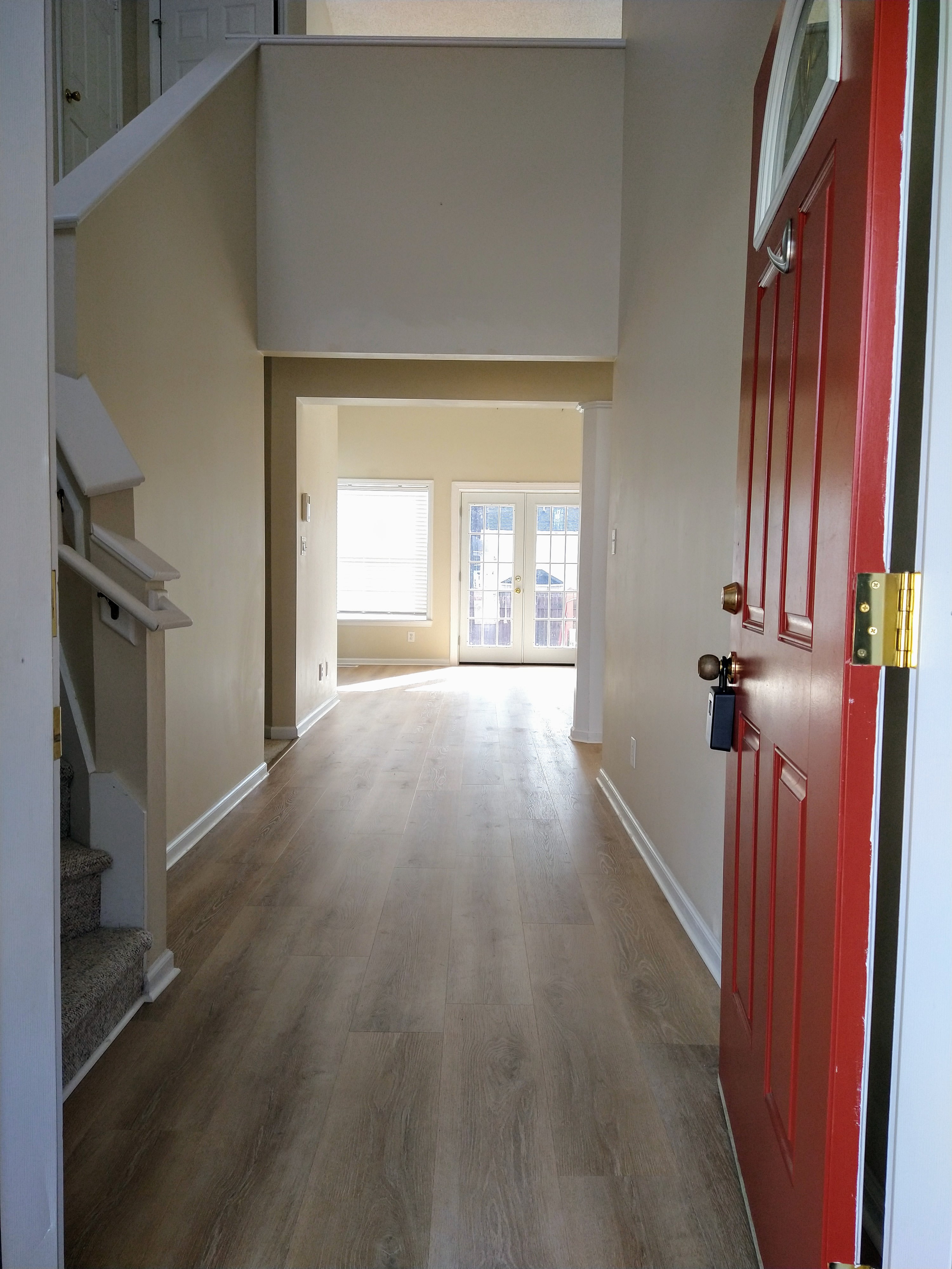 210 Riverbend Road – photo 2