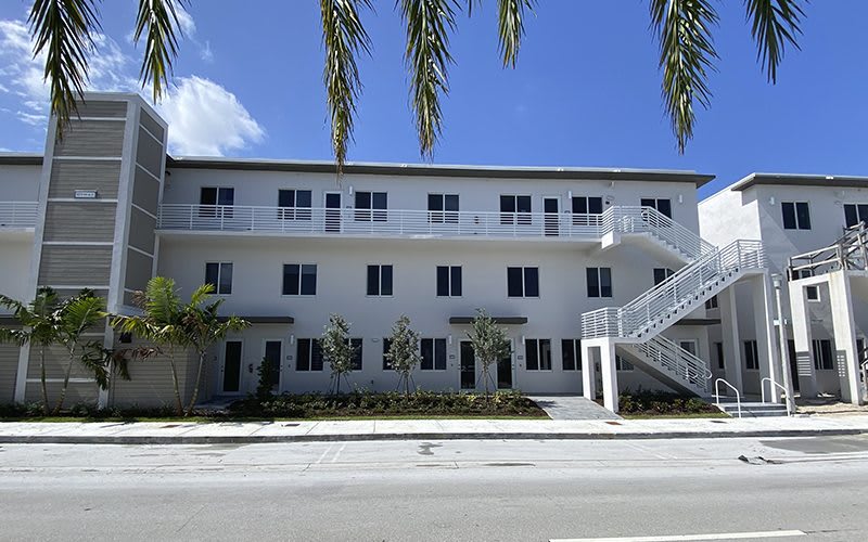 10270 Nw 66th St – photo 1