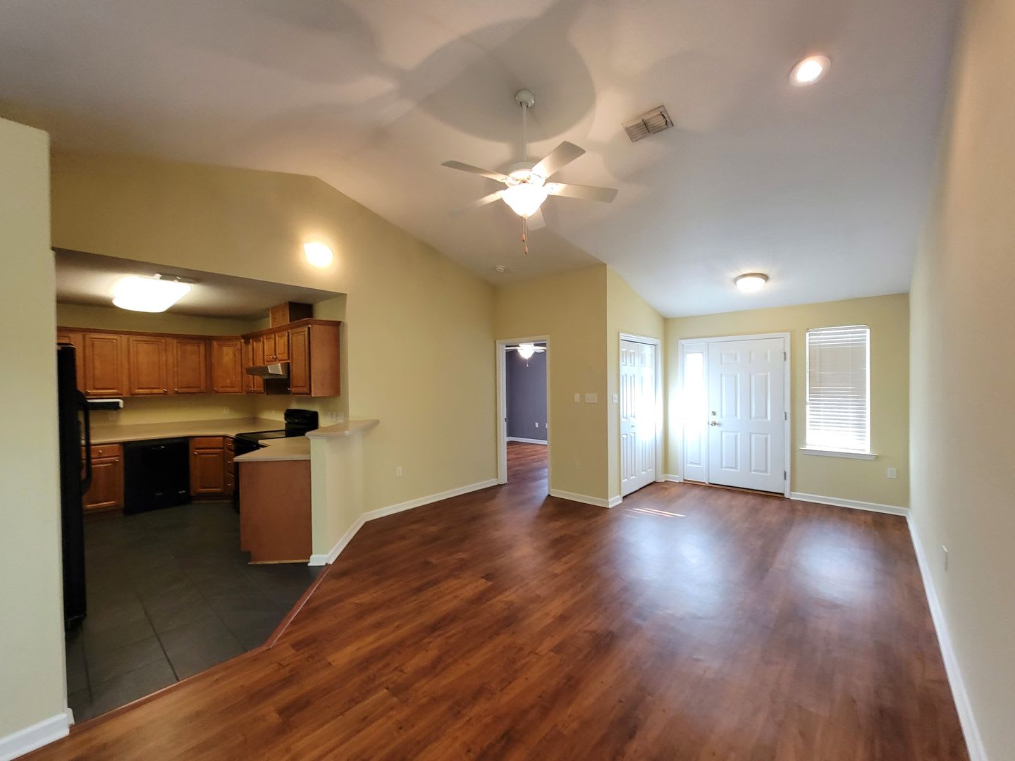 Lovely 3 Bedroom Town Home Off Apalachee Pkwy For Rent September 1 2026 1695 – photo 4