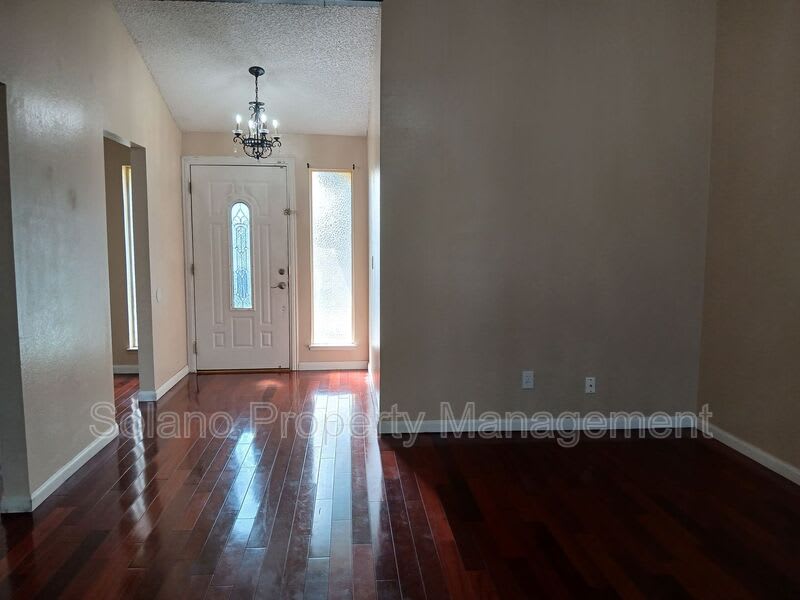 400 Mokelumne Drive – photo 2
