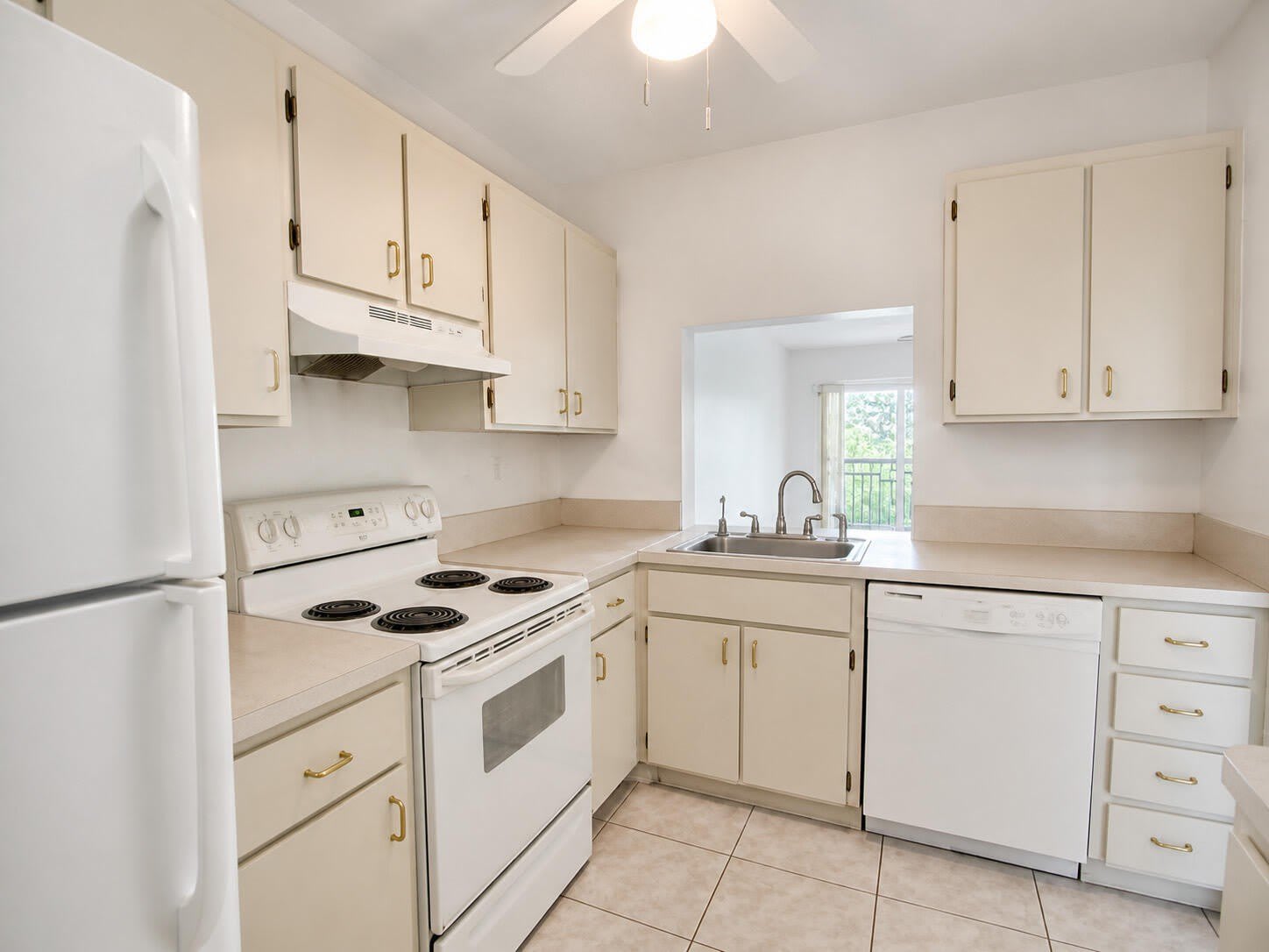 7260 Woodmont Terrace – photo 4