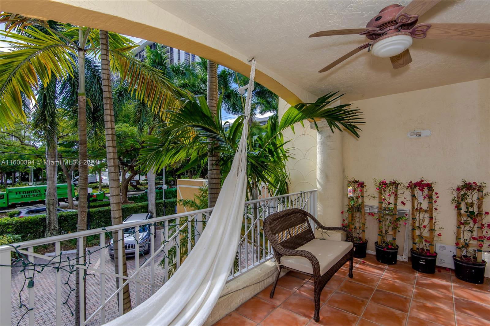 1824 Brickell Avenue – photo 4