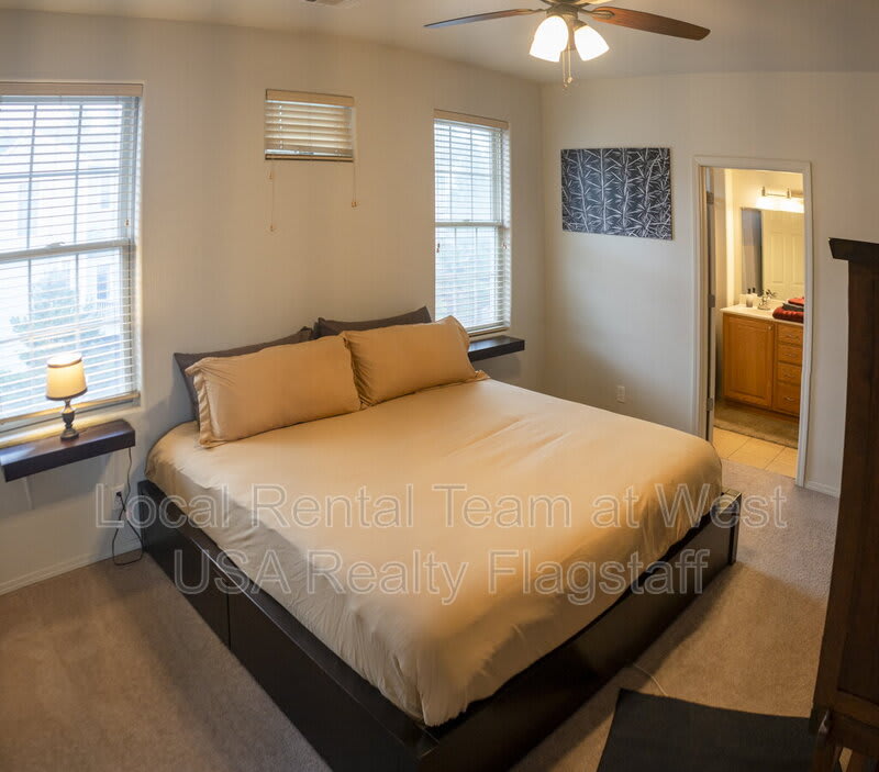 2439 West Silverton Drive – photo 5