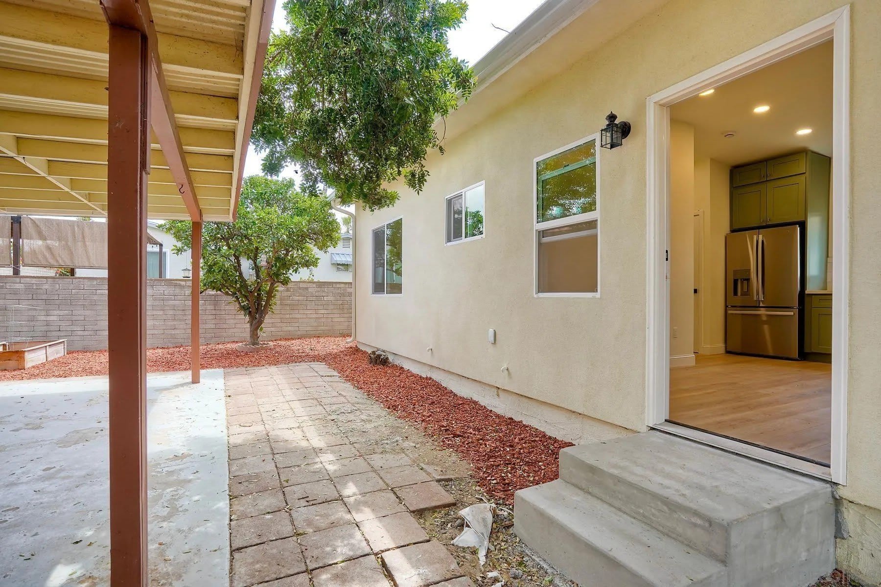 6942 Eberhart St – photo 3