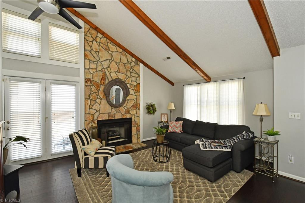 1896 Stonewood Drive Southwest – photo 2