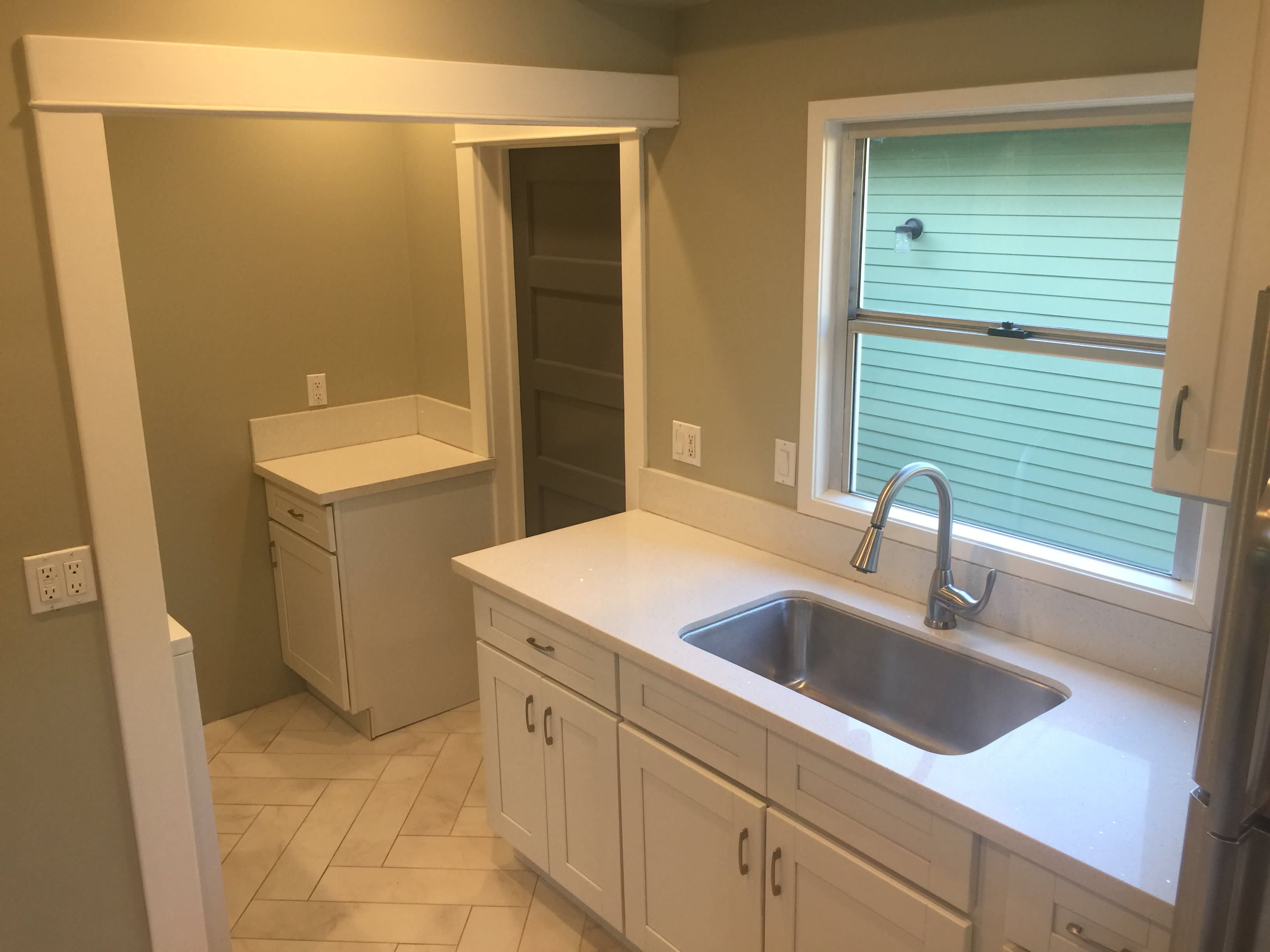 3011 East 5th Street – photo 4