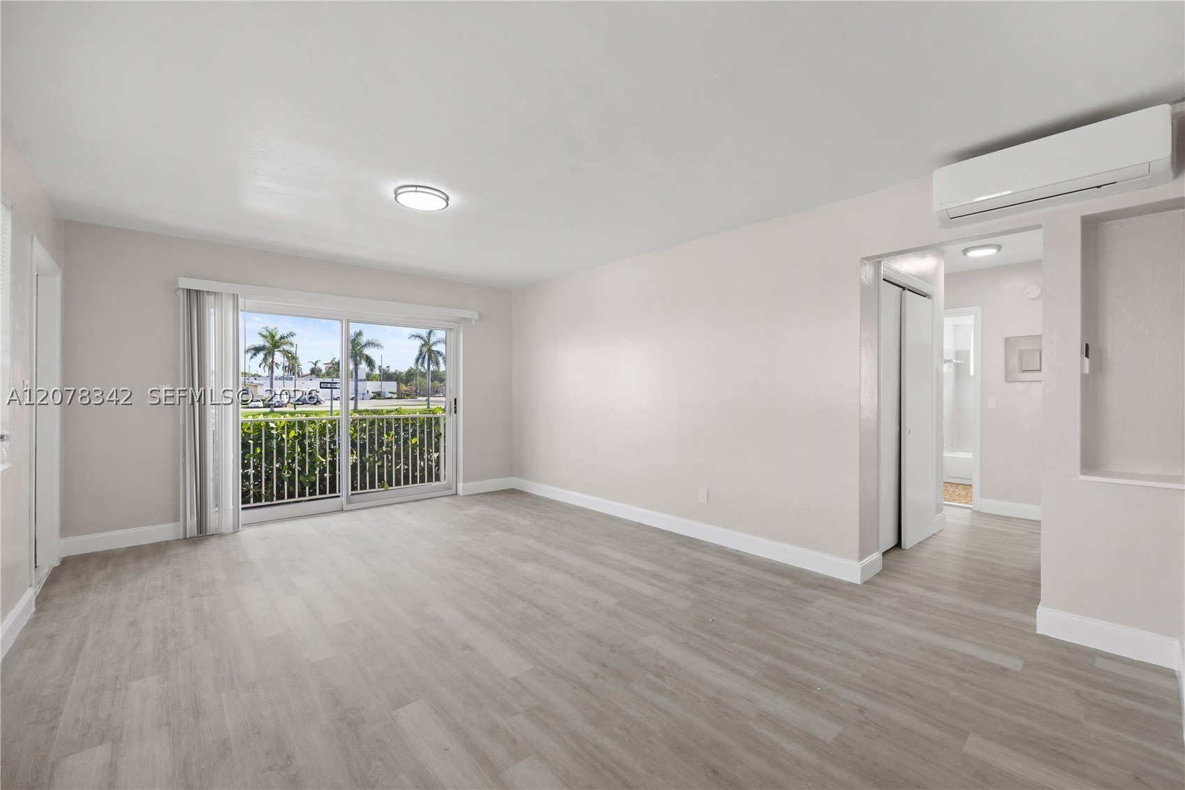 1969 N Glades Dr – photo 5