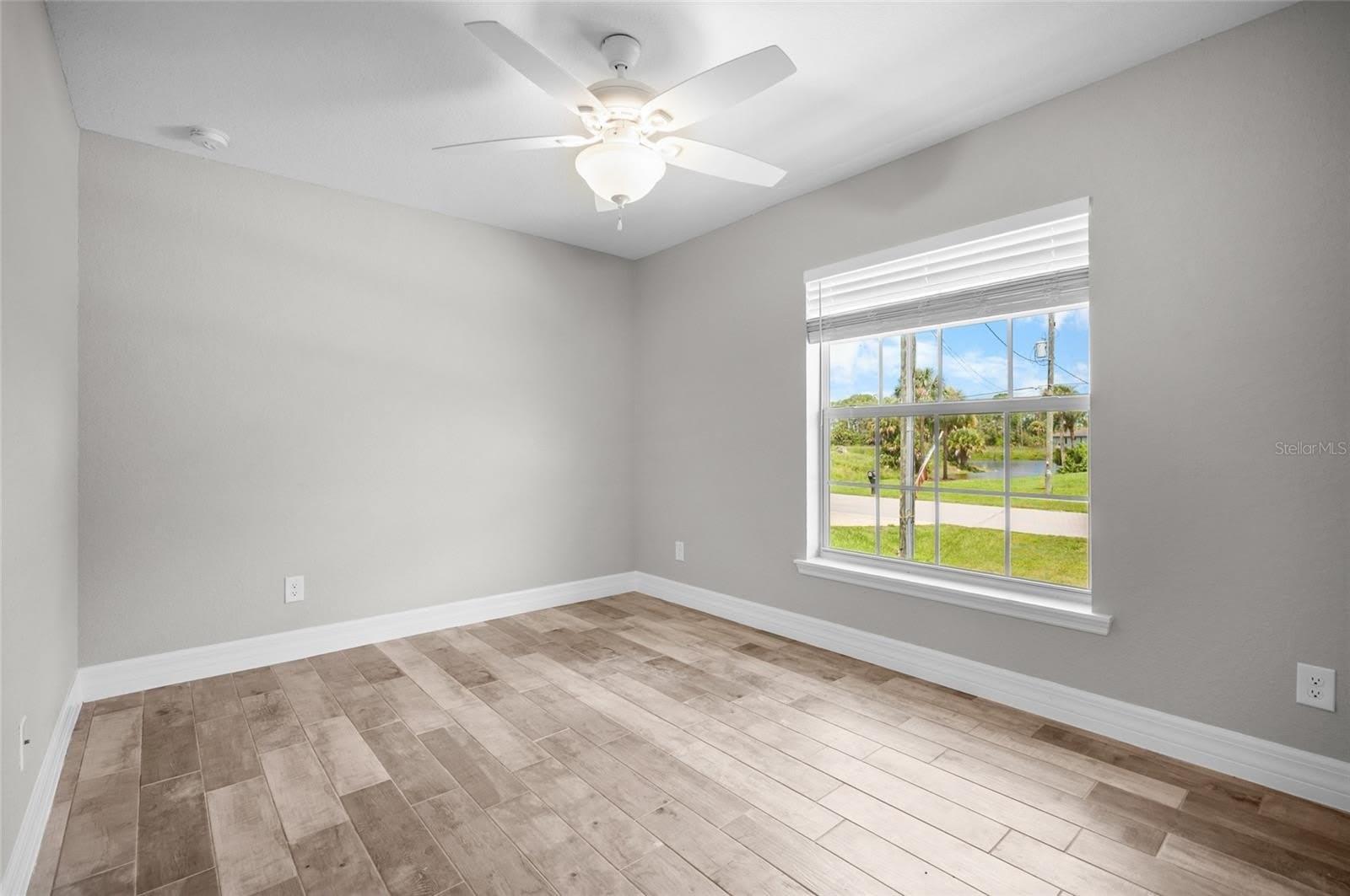 315 SWEETWATER Drive – photo 4