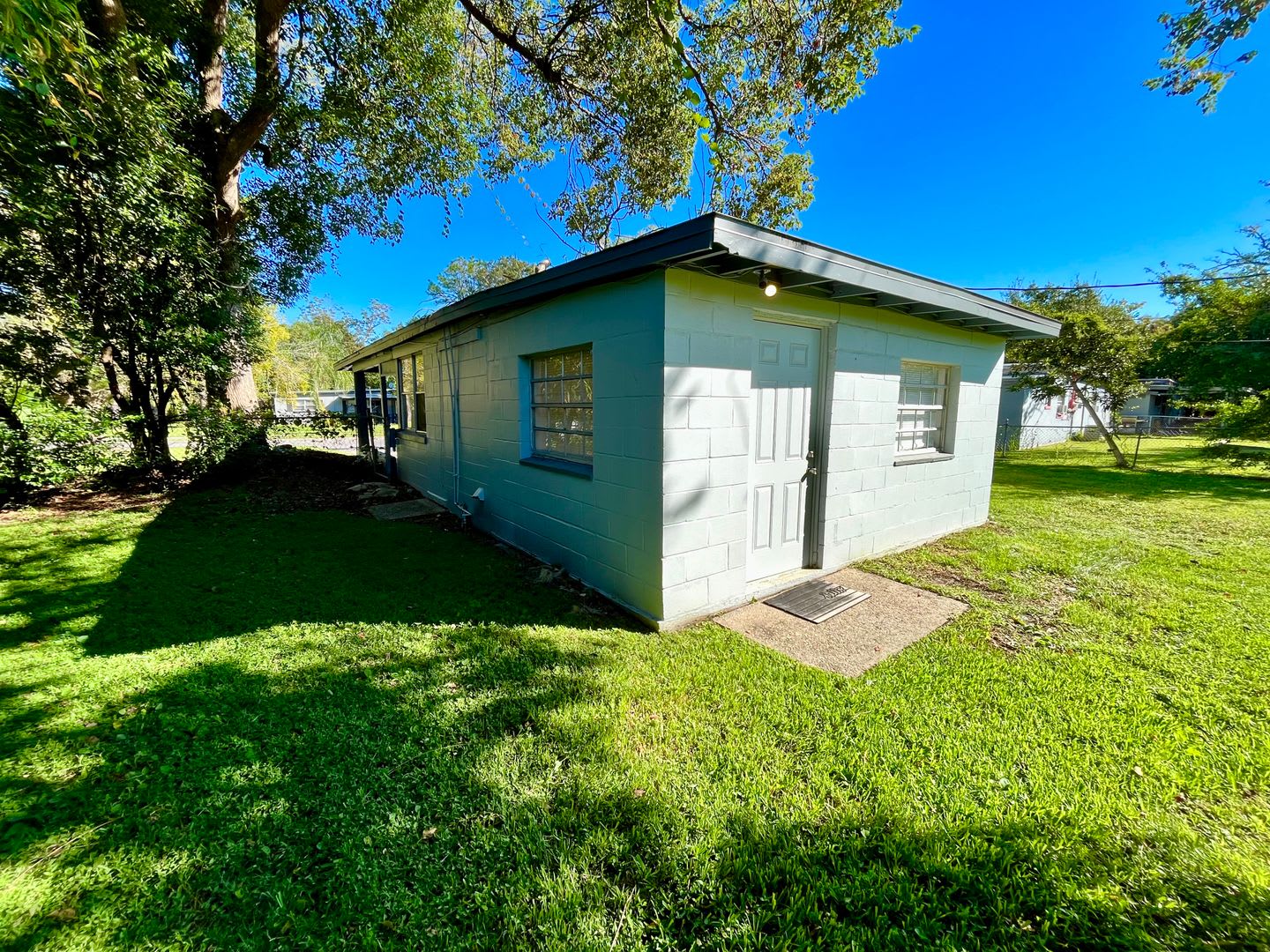 Lawn Service included with this 2BR/1BA w/Carport, Office, and Bonus Room – photo 5