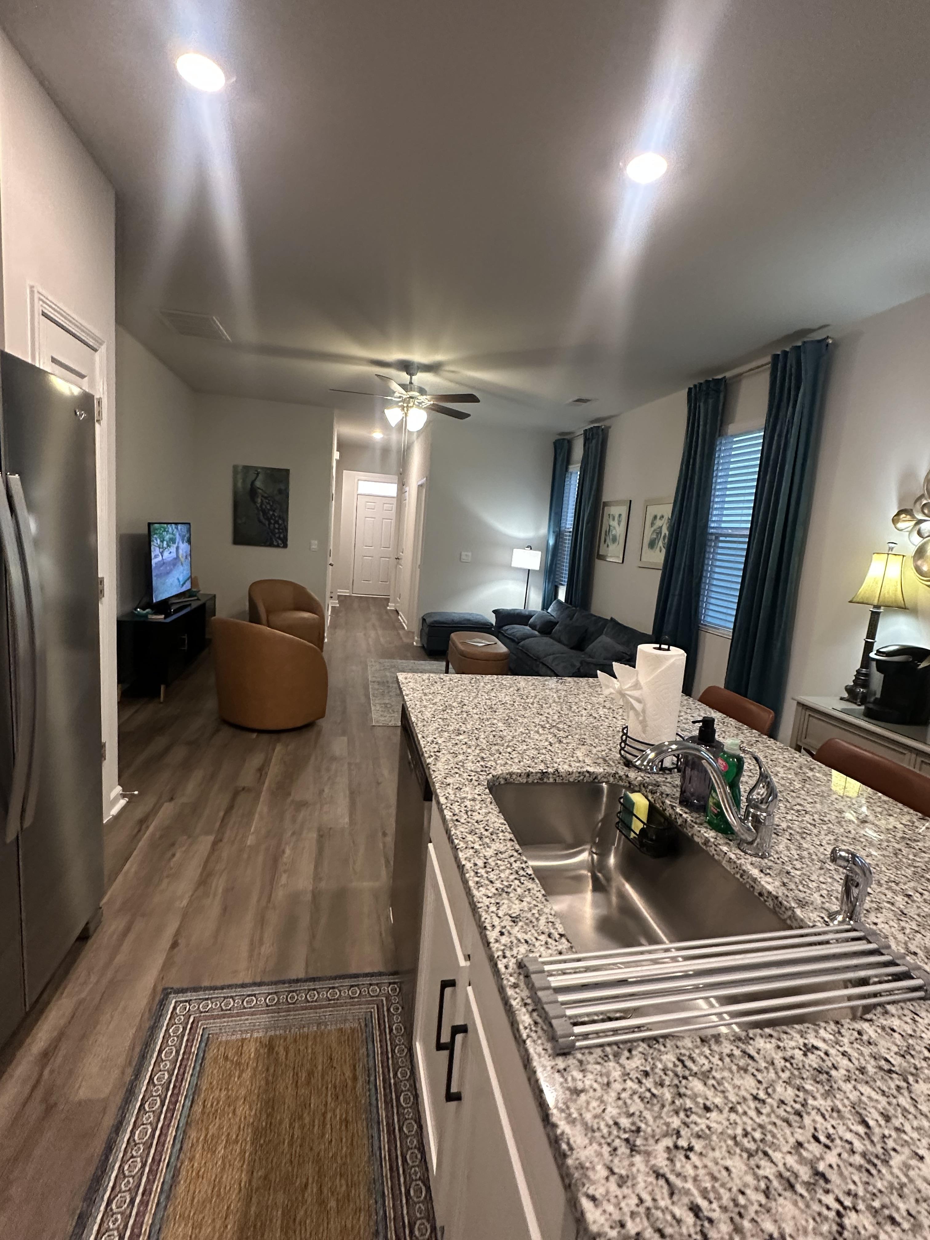 490 Whitby Ct – photo 4
