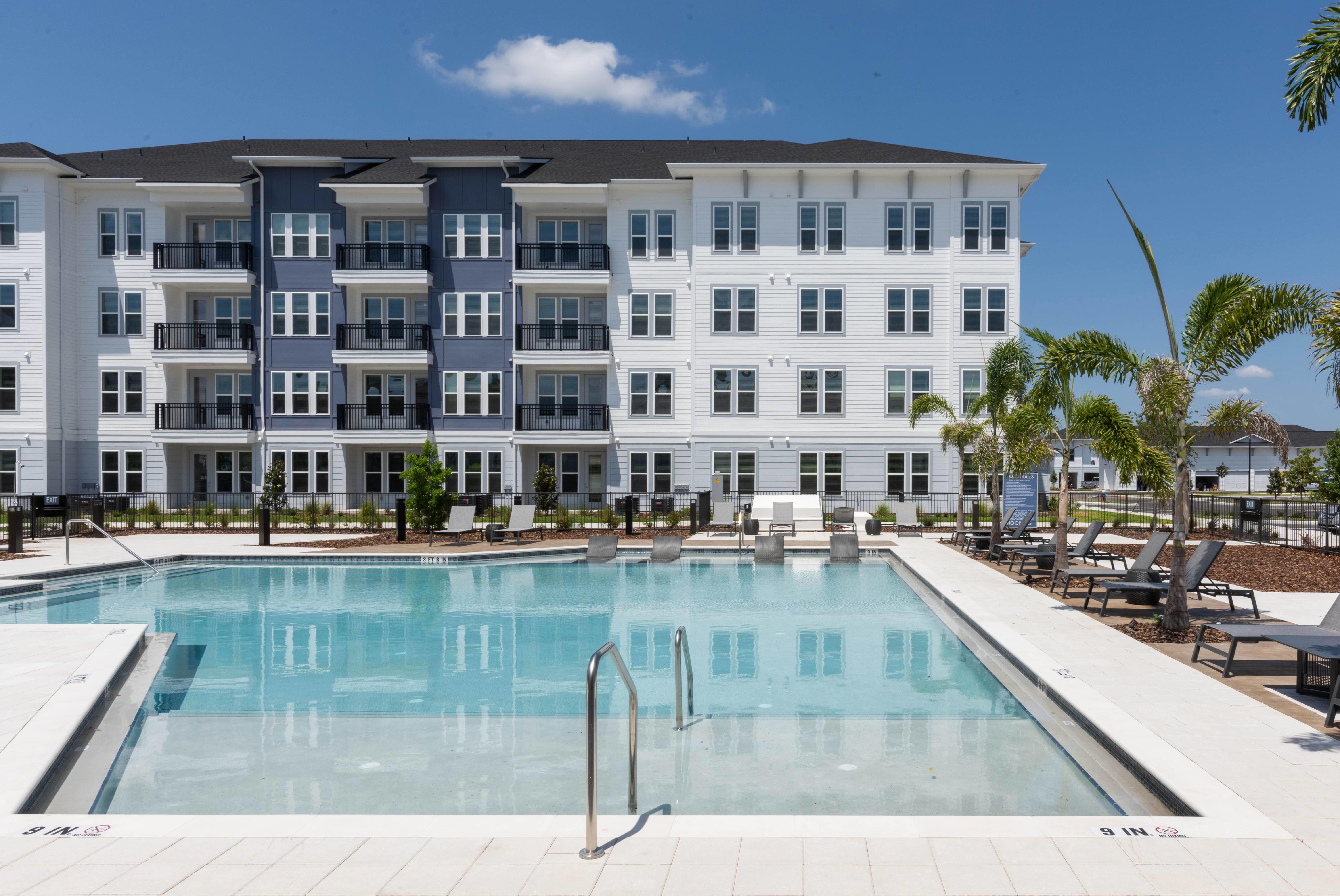 Madison Watergrass – photo 1