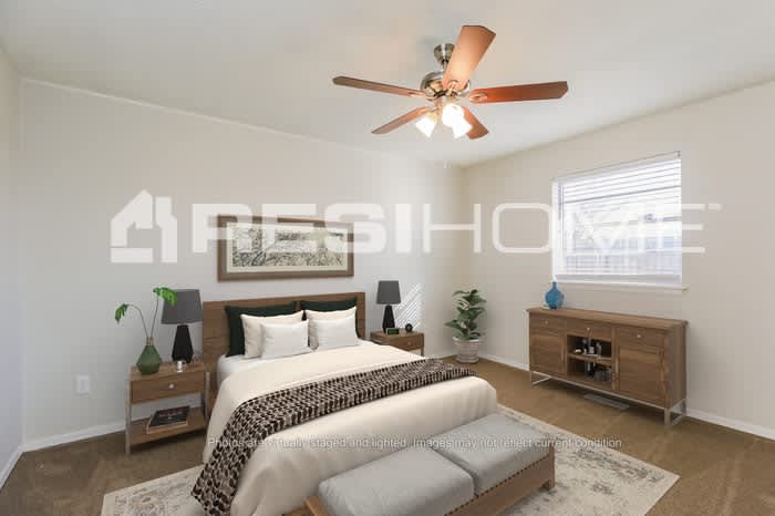 10900 North Florida Avenue – photo 5