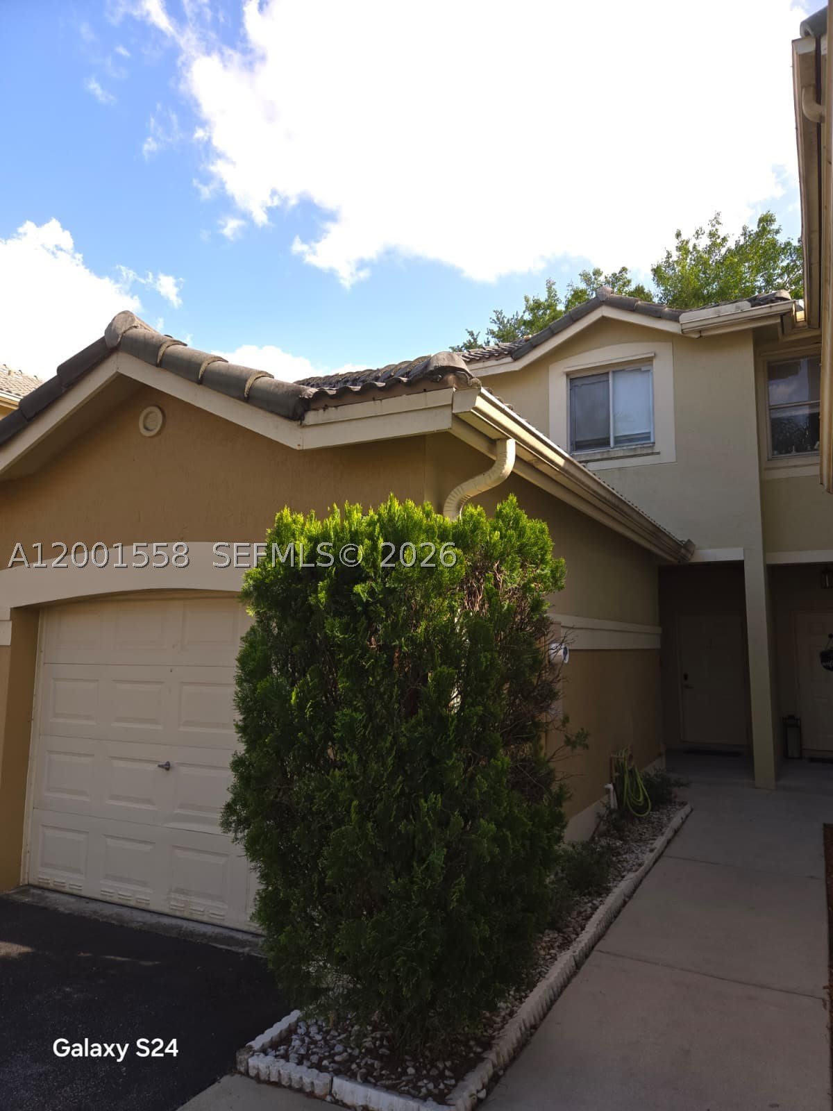2190 Hacienda Ter – photo 3