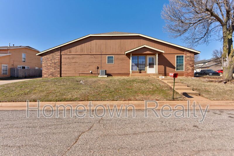 436 NE 115th Street – photo 2