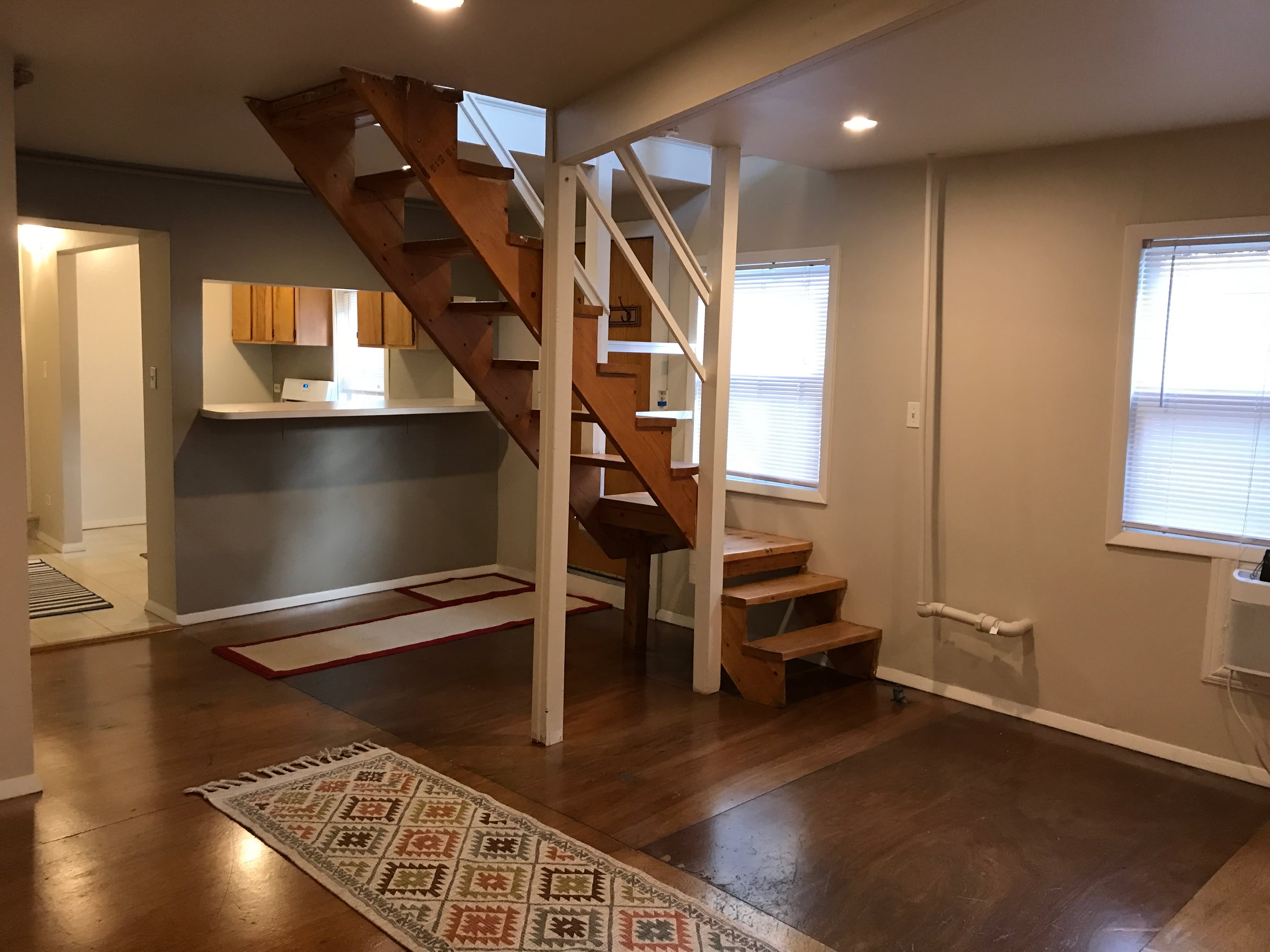 1310 W Argyle St – photo 4