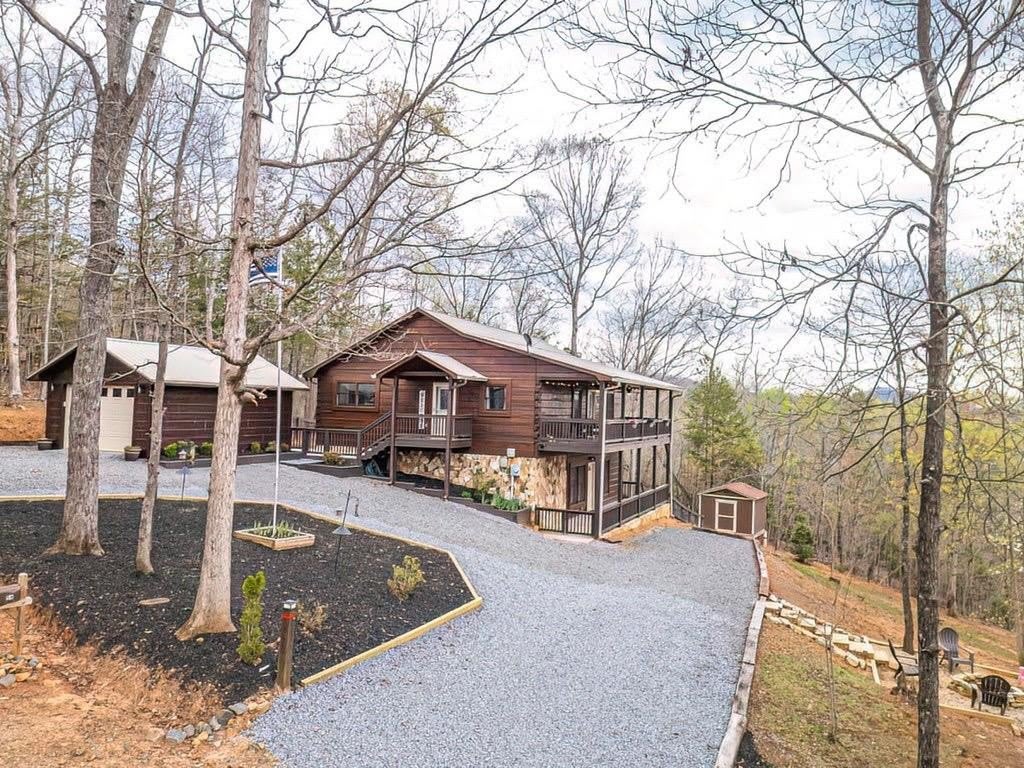 54 Henderson Lane – photo 1