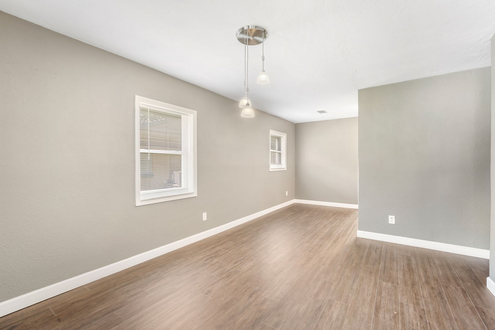 Renovated South Tampa Gem – 3BR/2BA Near Beaches & MacDill! – photo 5