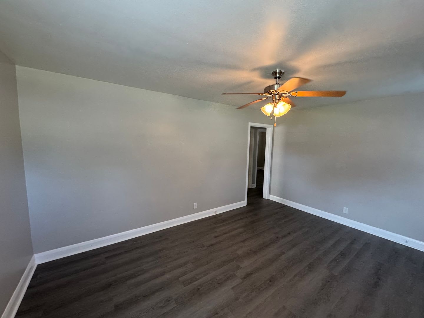One Level Ranch with New Floors – photo 4
