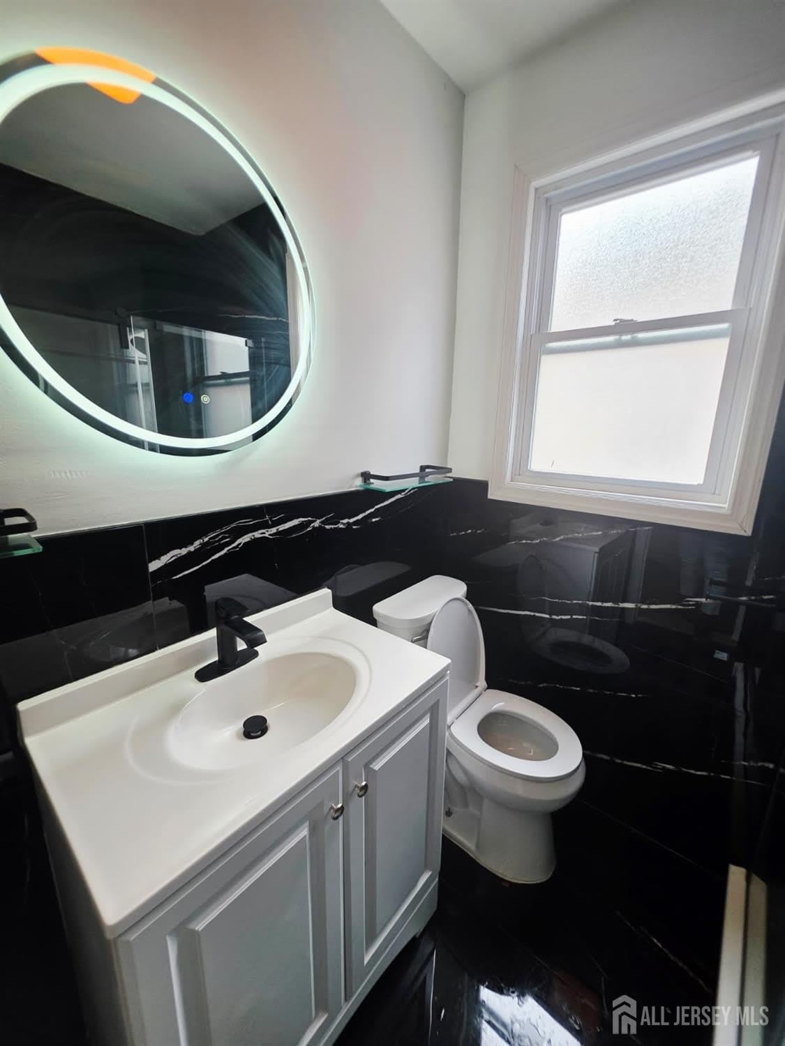 23 Maple Place – photo 1