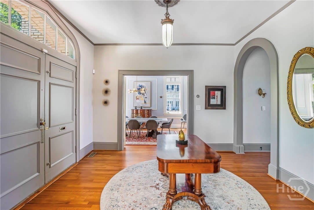 624 E Victory Drive – photo 3