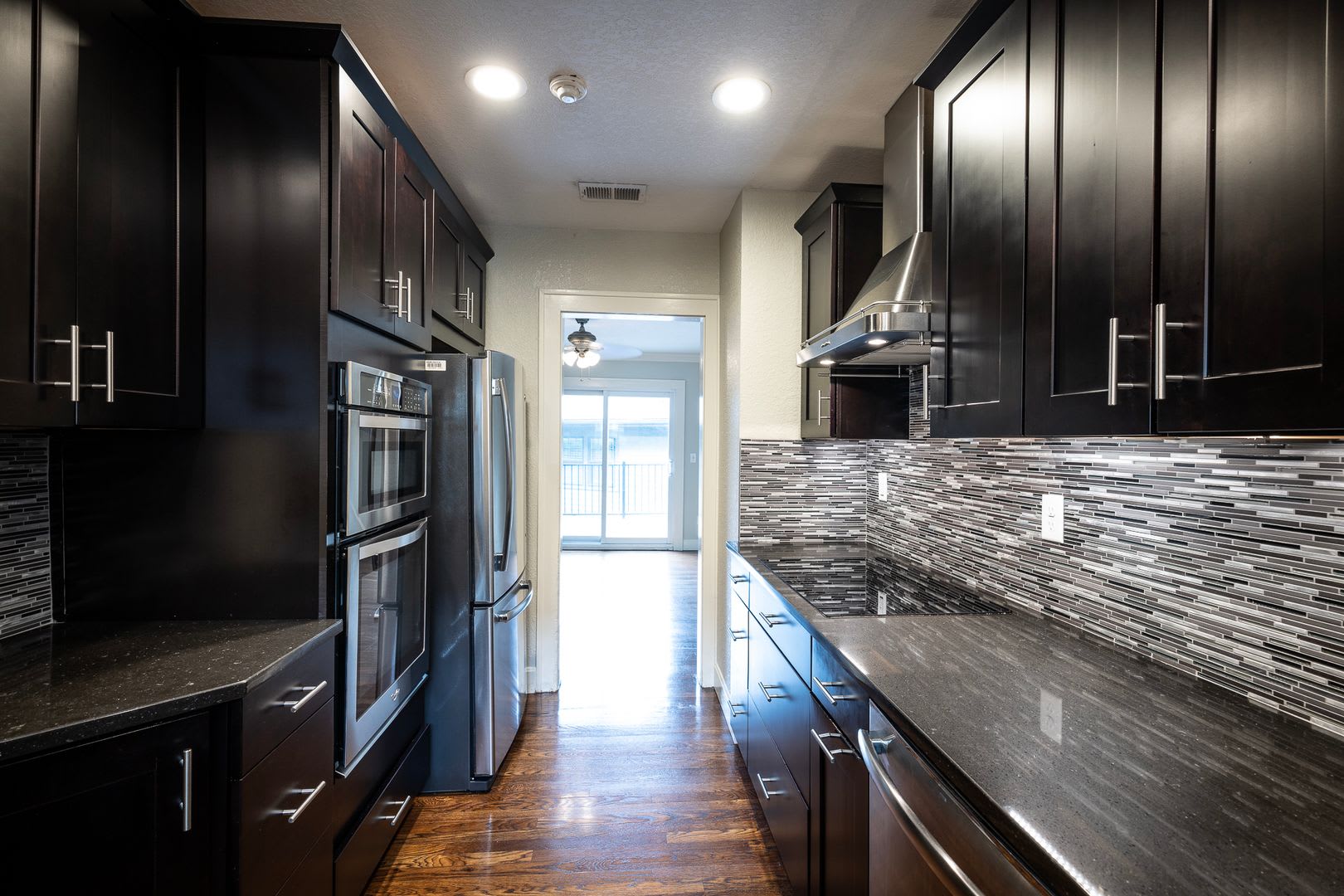 49SW1105 – photo 1
