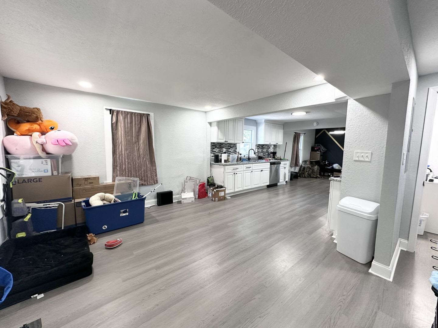 Beautifully Updated 3 Bedroom Norfolk Home – photo 2