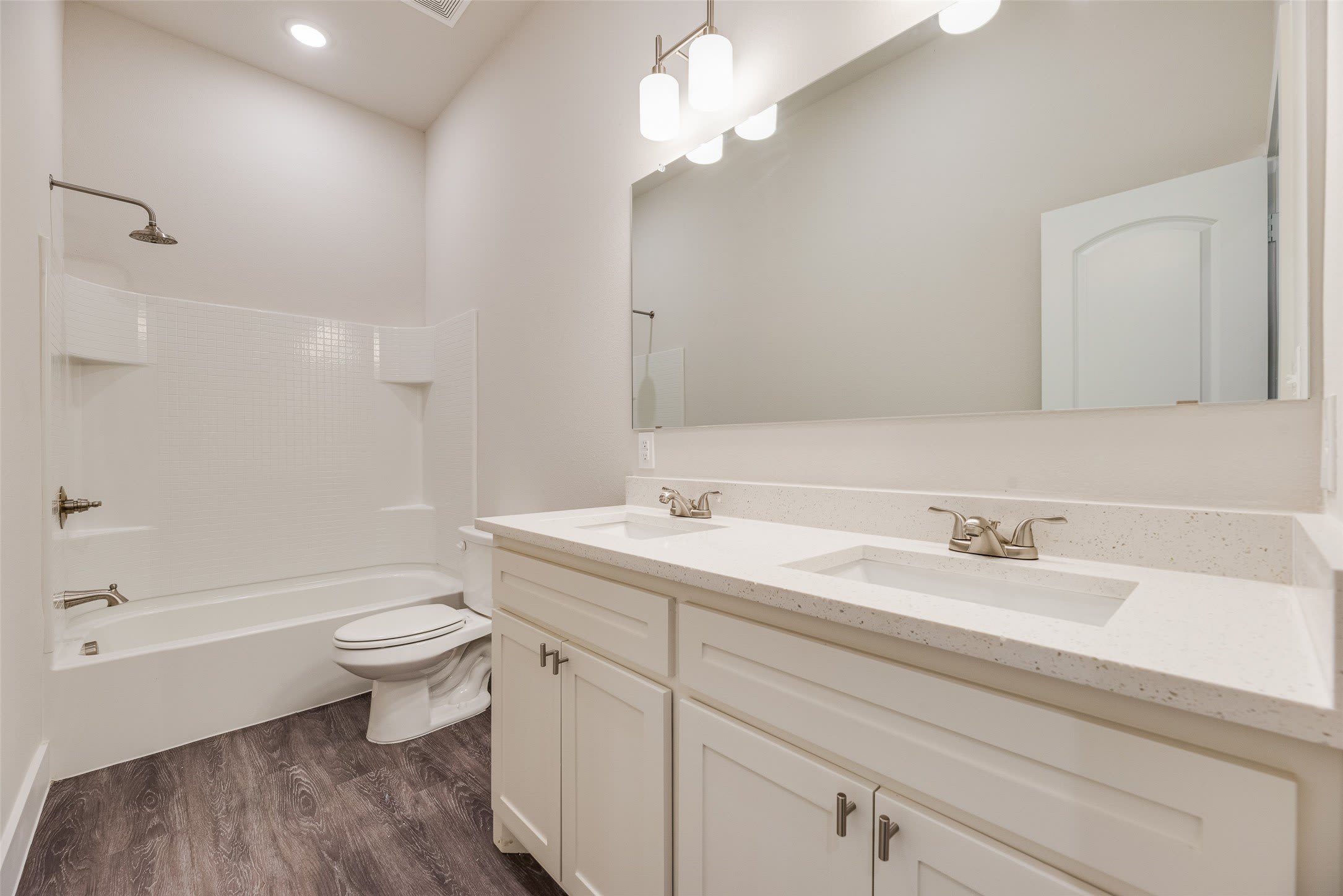 1115 W Johnson Street – photo 5