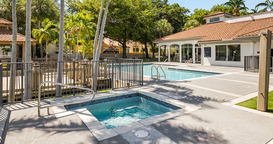 La Vue at Emerald Pointe – photo 3