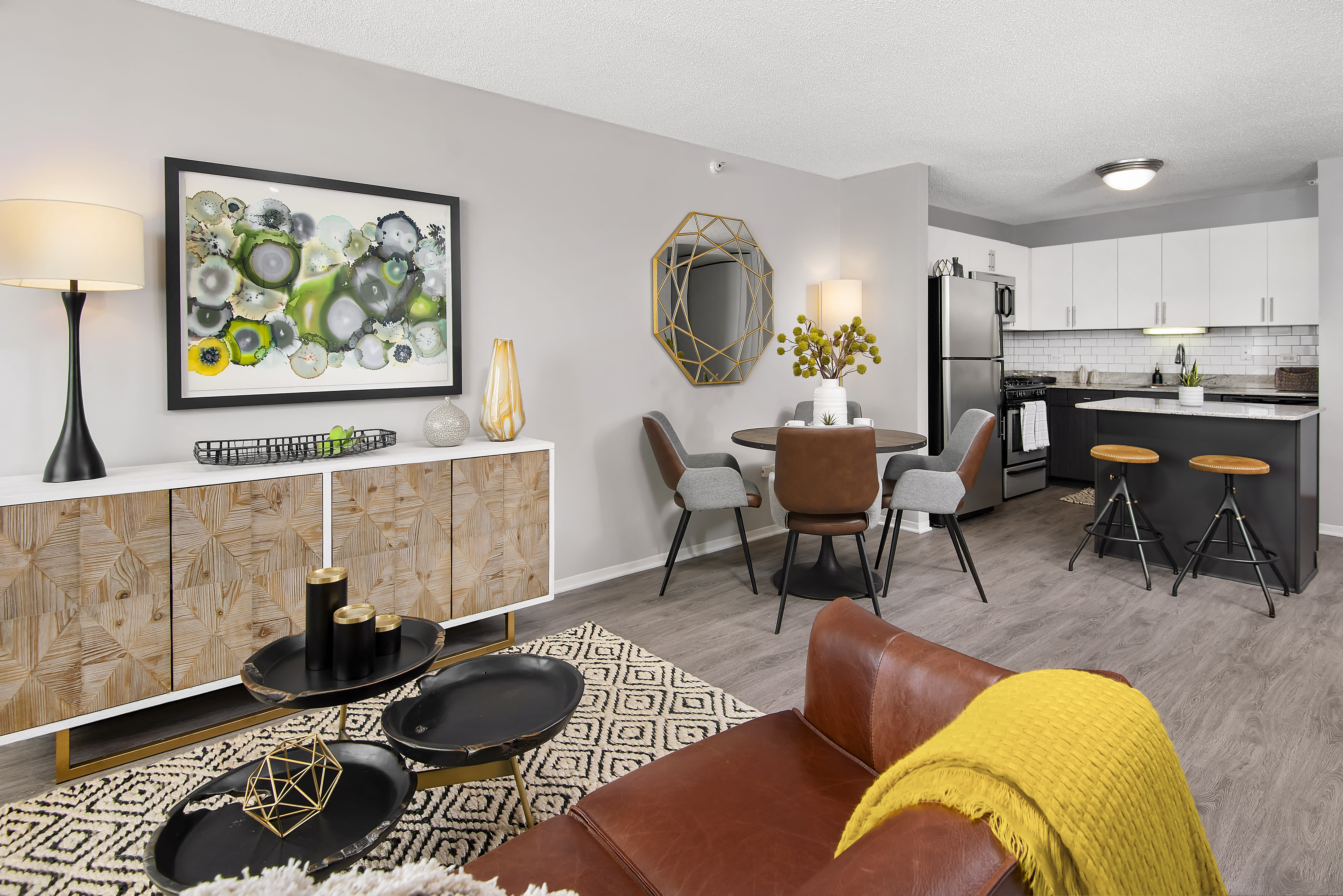 180 North Jefferson – photo 2