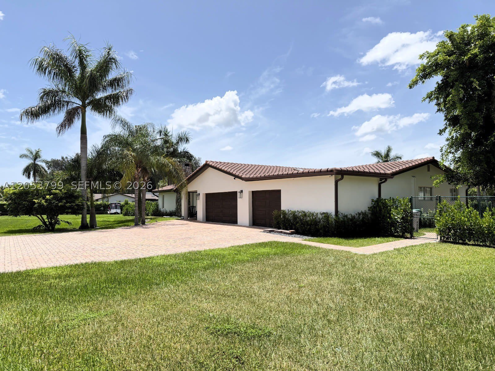 10950 SW 40th Ct – photo 5