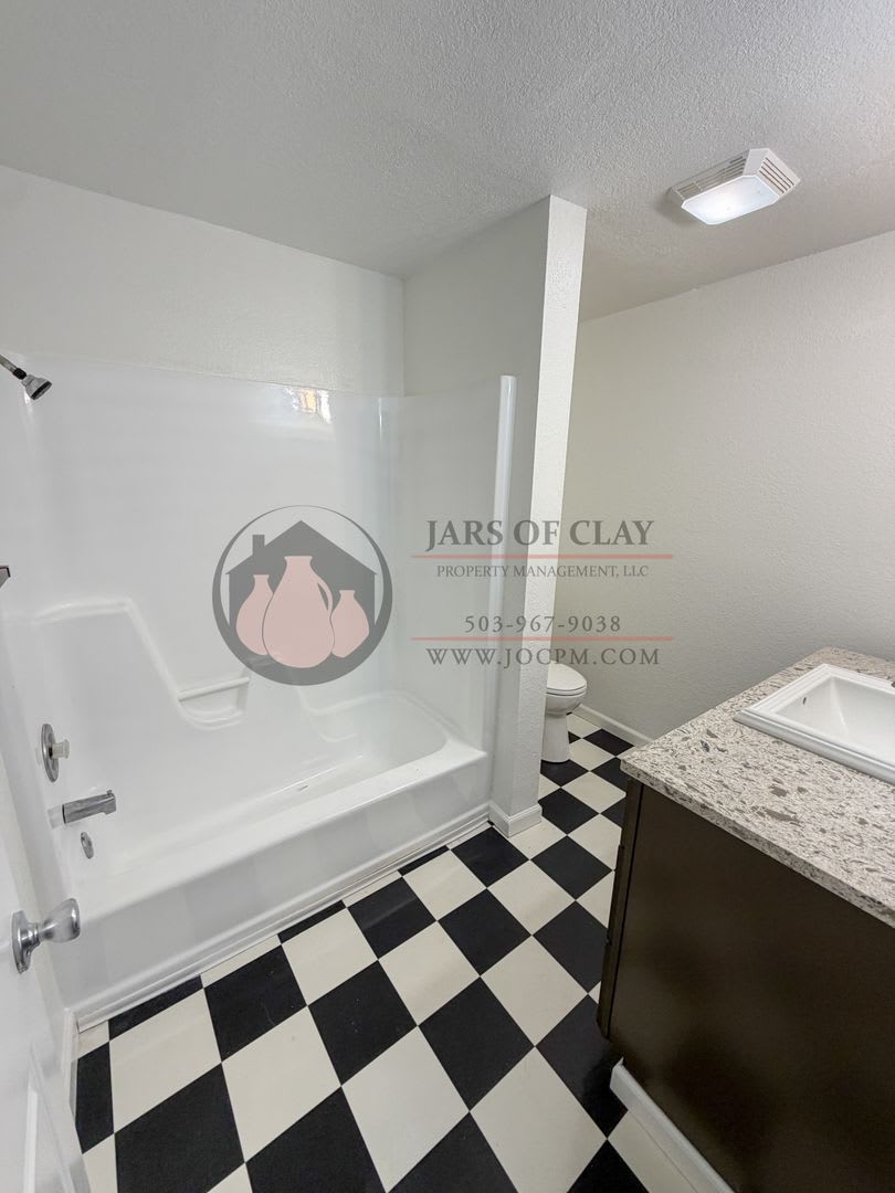 1 2 Off First Full Month S Rent 2 Bed 1 Bath In Keizer Ground Floor W D Hookups – photo 5