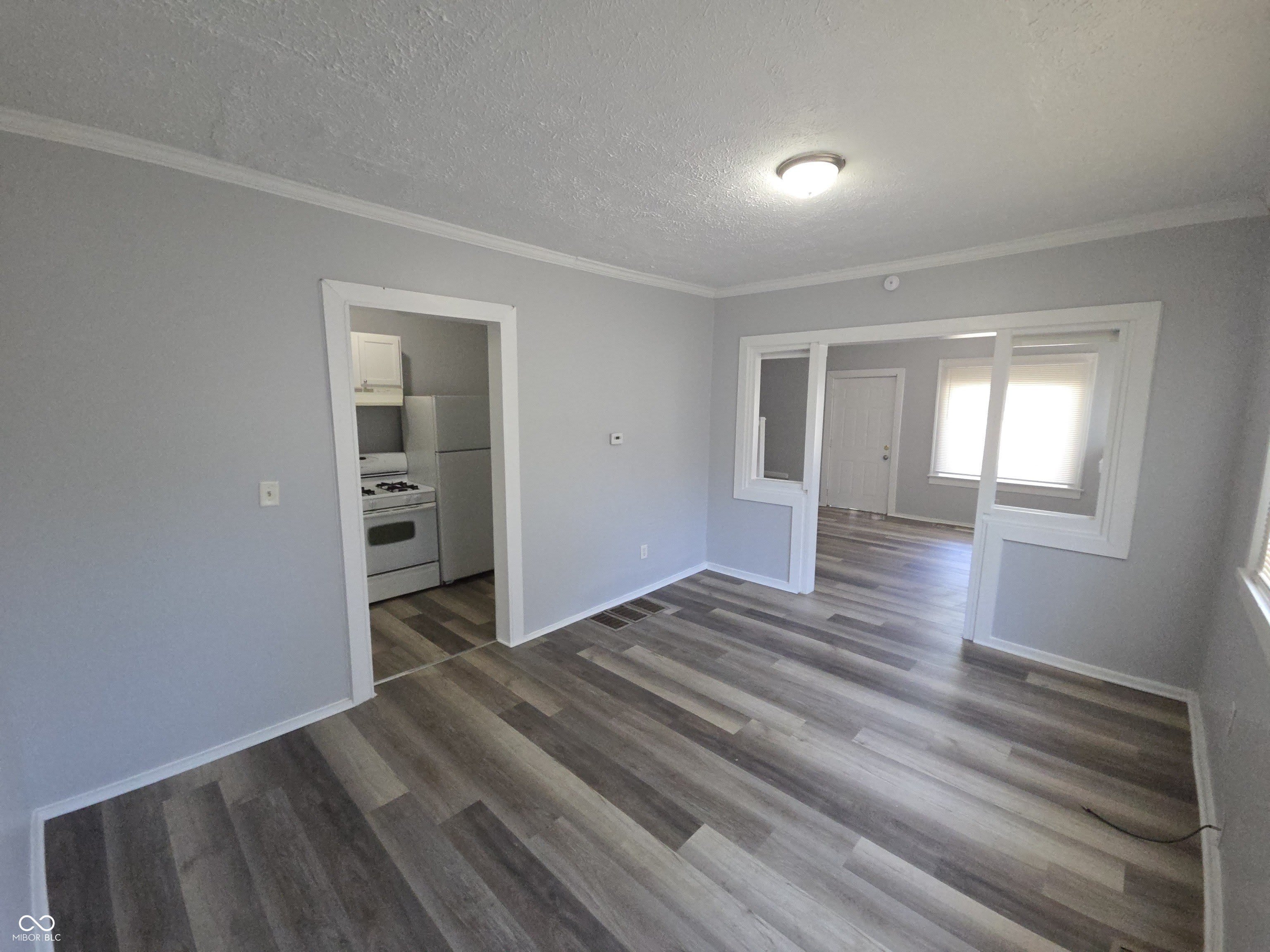 143 W 35th Street – photo 4